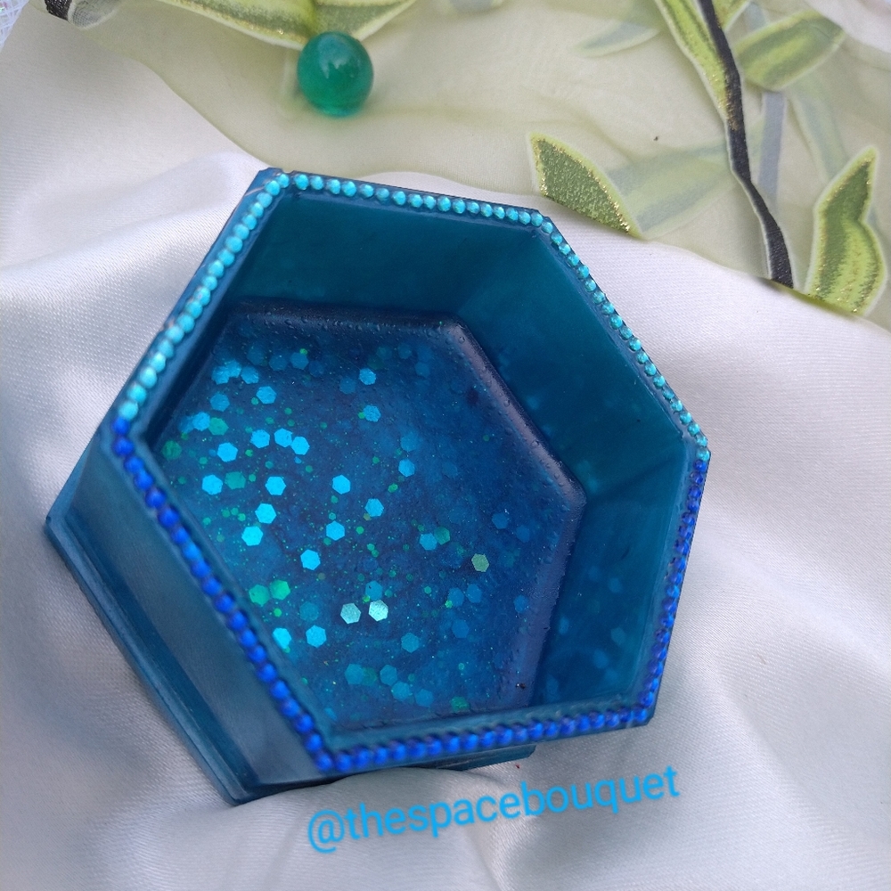 Ring box - Picture 3 of 4